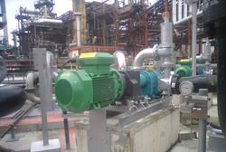Refinery pumps - Image 1